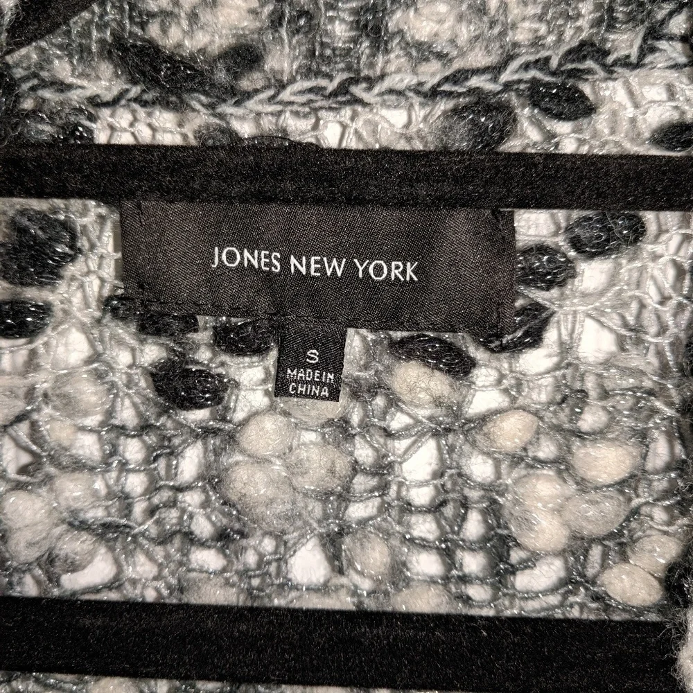 Jones New York gray open it cardigan size small